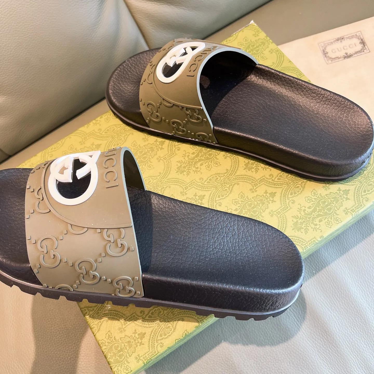 Men's Men's Shoes 130🐮🐮Gucci Gucci Slippers Gucci 2024 latest beach sandals slippers Original molding double G LOGO Original molding consistent Outsole: Men's Men's Shoes u double-layer outsole Size: 35-46